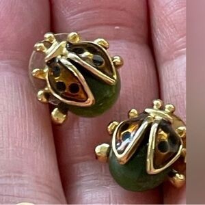 Vintage green gold tone lady bug earrings